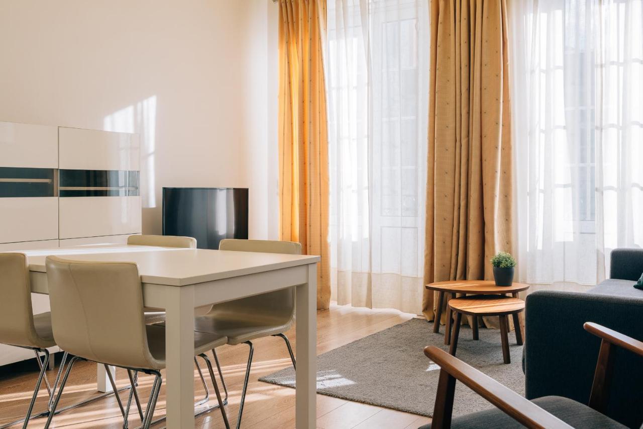 Orm Catedral & Sao Bento & Luiz Apartments Porto Ngoại thất bức ảnh