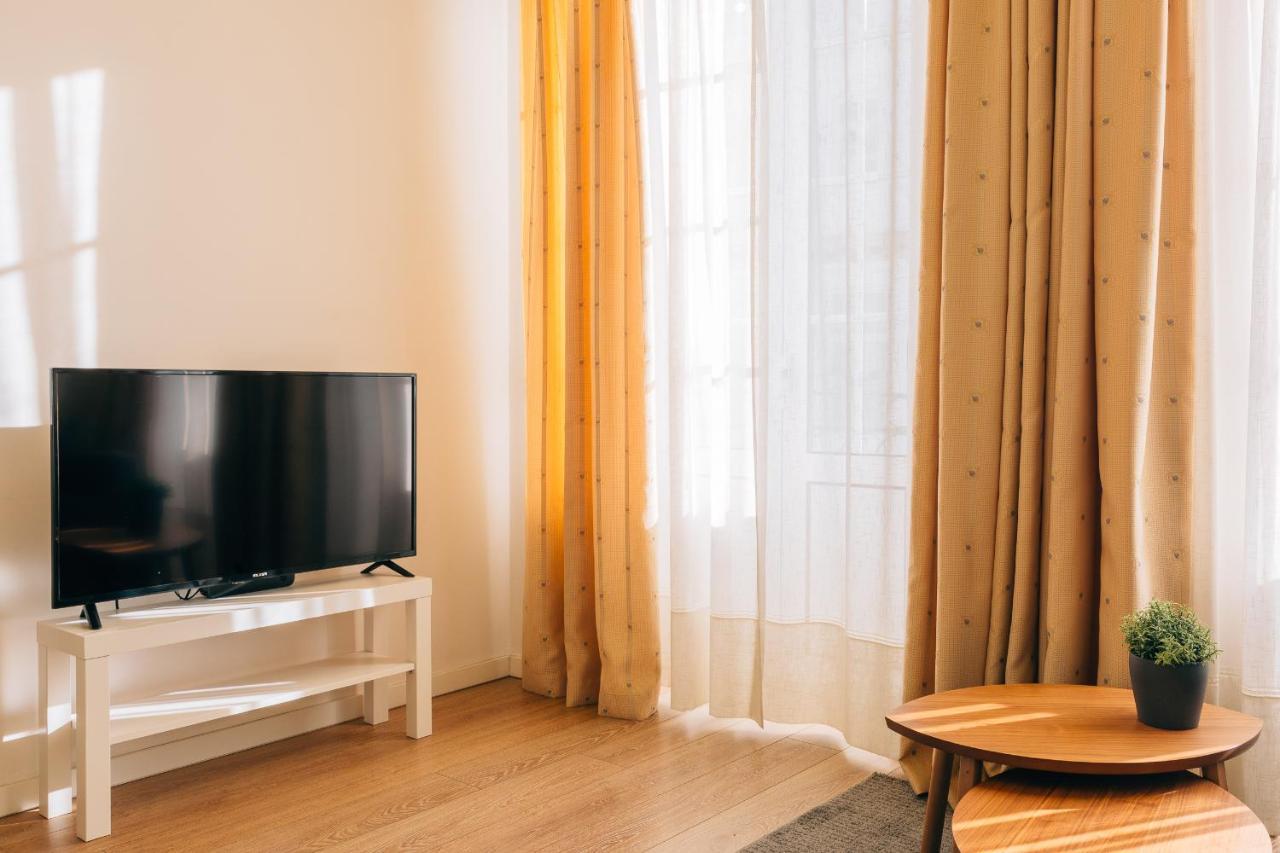 Orm Catedral & Sao Bento & Luiz Apartments Porto Ngoại thất bức ảnh